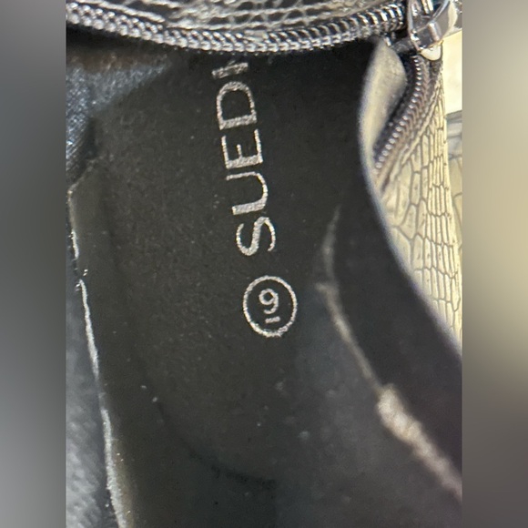 New Suedi Womens Knee High Black Croc Embossed Chunky Heel Squared Toe Boots Sz9 - Picture 11 of 16